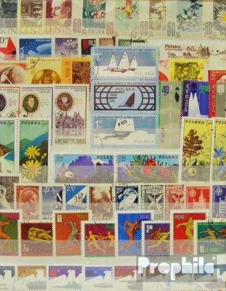 Poland 500 different special stamps  in complete Expenditure