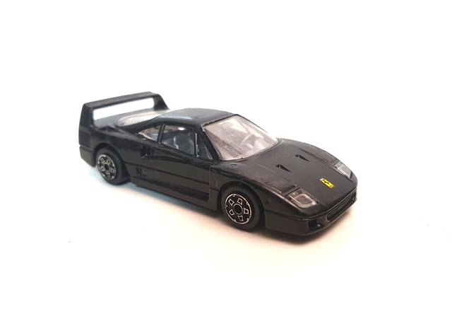 La Ferrari F40 modèle 1987 en miniature par Burago au 1/24e
