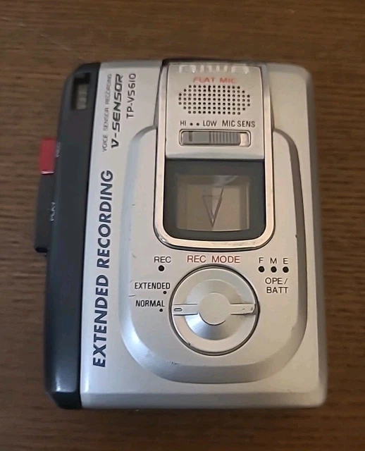 AIWA HS-TA163 WALKMAN Baladeur AM/FM Stereo Cassette Player Vintage