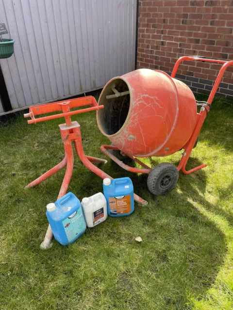 Electric cement mixer used