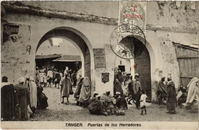 CPA AK MAROC Tanger Puertas de los Herradores (1318327)