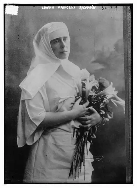 Crown princess of Rumania,Marie of Romania,1875-1938,Queen Consort,flowers