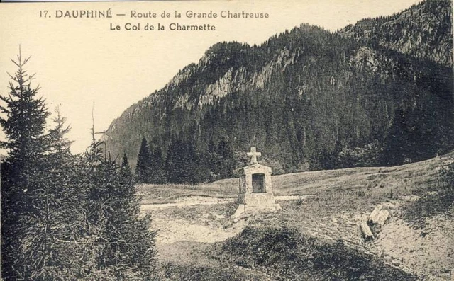 Dolphine Col De La Charmette
