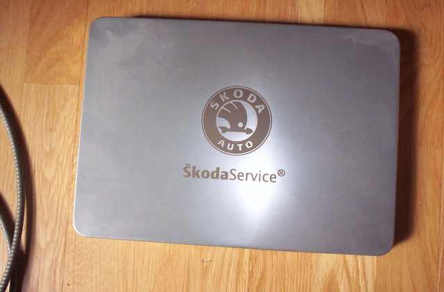 Skoda Auto Blechdose  21x31x3cm guter Zustand CSSR