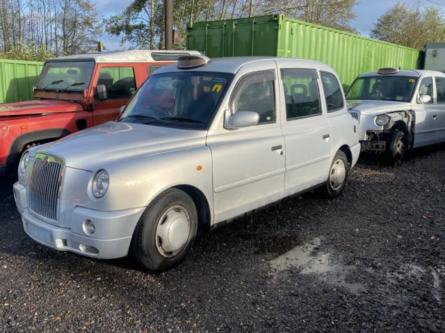* 2009 Lti London Taxi Tx4 Breaking For Spare Parts, All Parts Available *