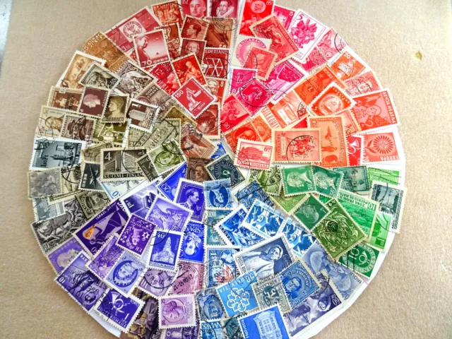 100 Vintage Foreign Cancelled Postage Stamps COLOR VARIETY Paper Crafts