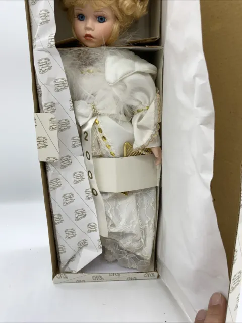 Heritage Signature Collection "Grace" Porcelain Doll Year 2000 Guardian Angel 3