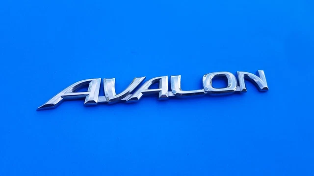 00 01 02 03 04 Toyota Avalon Rear Trunk Chrome Emblem Badge Symbol Used Oem B5