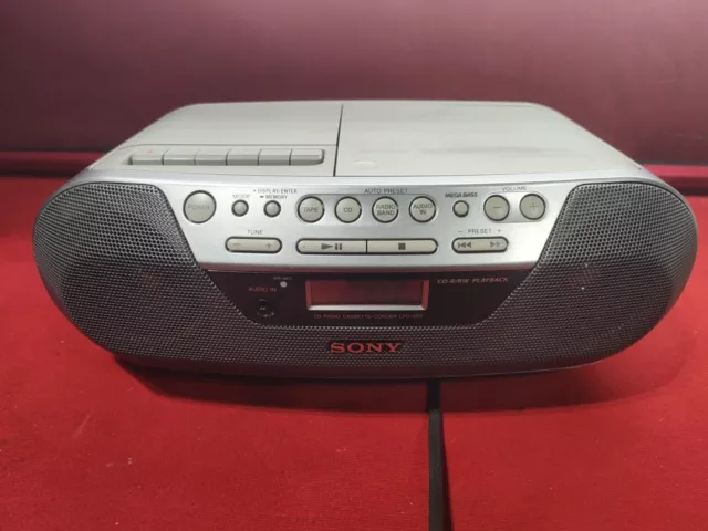 Sony CD Radio Cassette Player Recorder Portable Boombox CFD-S05.Tested