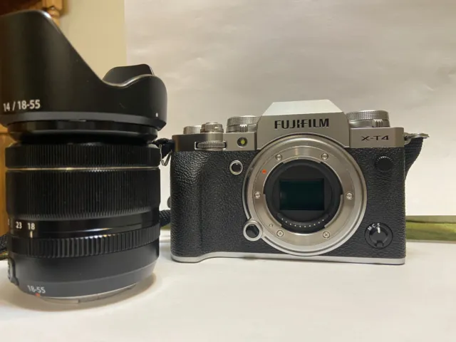 Fujifilm X-T4 26.1 MP Mirrorless Camera - Silver(with XF 18-55mm f2.8-4 R Lens)