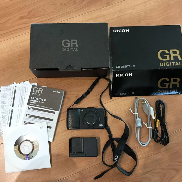 Ricoh GR Digital III 10.0MP Point & Shoot Digital Camera with Box Set Tested