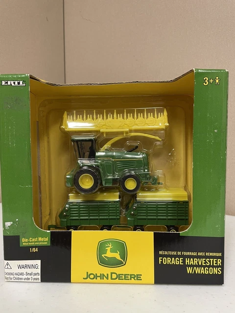 Ertl John Deere 7500 Forage Harvester with Wagons 1/64 15494