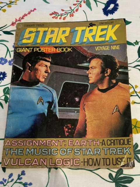 Vintage Star Trek Giant Poster Book Assignment Earth UHURA