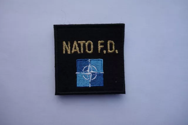 Patch, écusson, insigne Nato F.D OTAN neuf a velcro