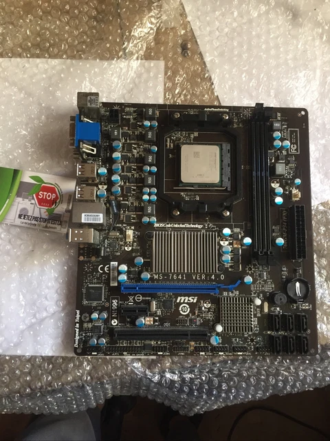 Carte mère MSI KT3 Ultra 2 MS6380-E avec processeur Athlon XP2000