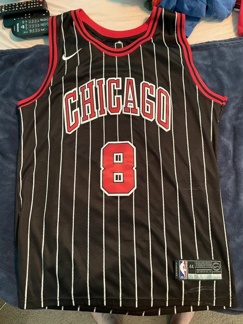 Men's 2021-22 City Edition Chicago Bulls Zach LaVine #8 Red Dri-FIT  Swingman Jersey