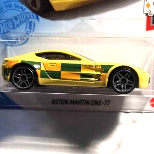 Hot Wheels Aston Martin One-77 – HW Exotics Serie 7/10 (2020), Kurzkarten-Modellauto, Sammlerstück