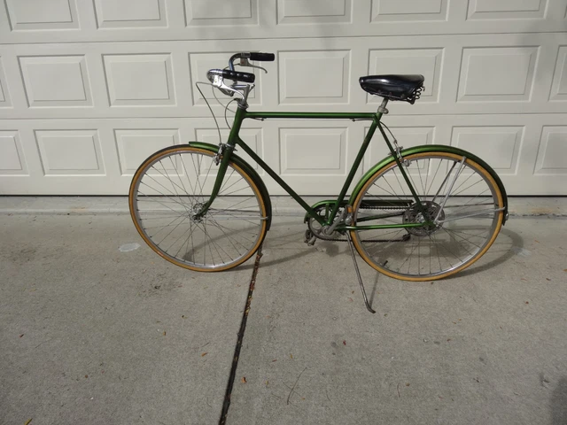 Vintage Men’s Schwinn Suburban Bicycle, 1973, 5 speed, 27 in. tires Vintage Men’s Schwinn Suburban Bicycle, 1973, 5 speed, 27 in. tires