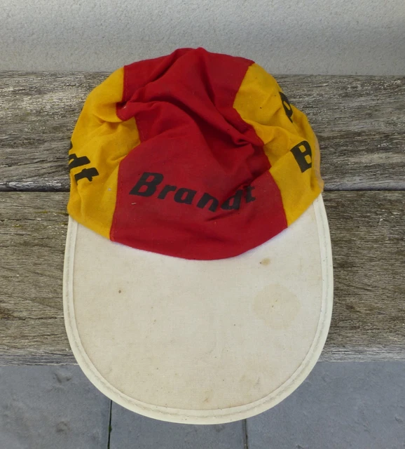 Vintage Banania advertising cap from the Tour de France caravan – La Roue du Passé