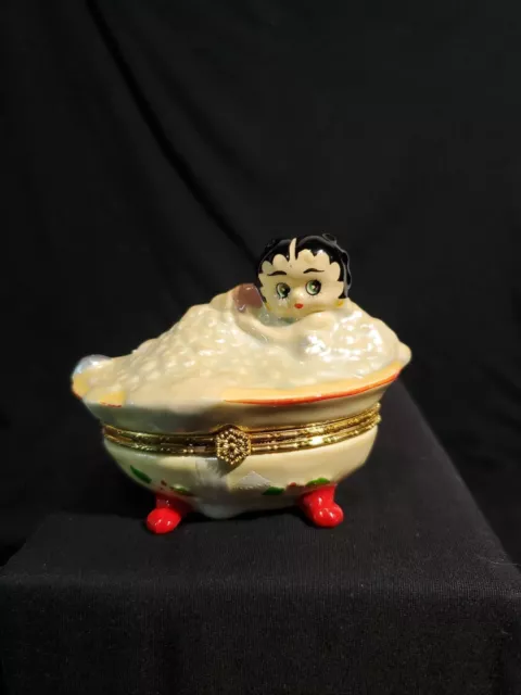 1999 Vintage Betty Boop in Bathtub Hinged Porcelain Trinket Box Gold Trim RARE!