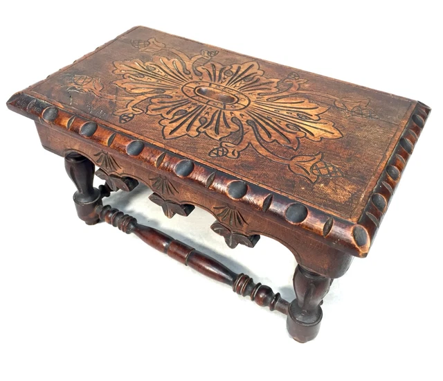 ANTIQUE MINIATURE 20TH Century Wood Oak Carved Dining Table Apprentice