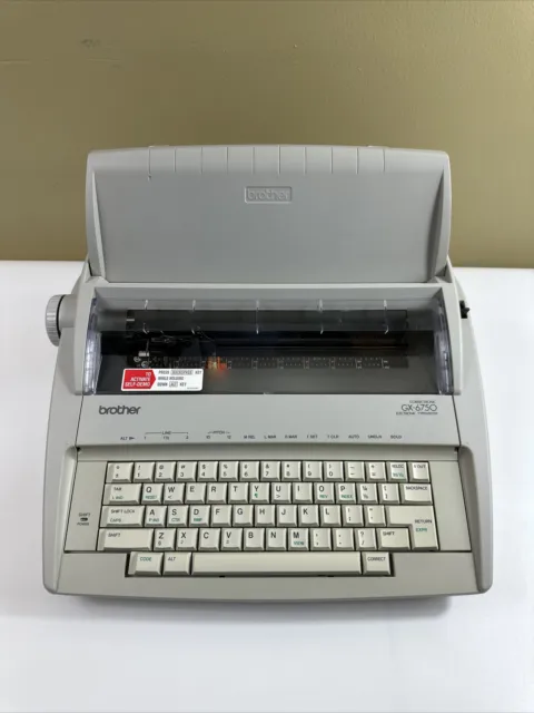 Brother Electronic Typewriter Gray Correctronic GX-6750 120V Daisy Wheel