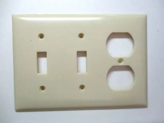 Slater Sta USA Smooth Ivory Bakelite 3-Gang Switch Outlet Combo Wall Plate Cover