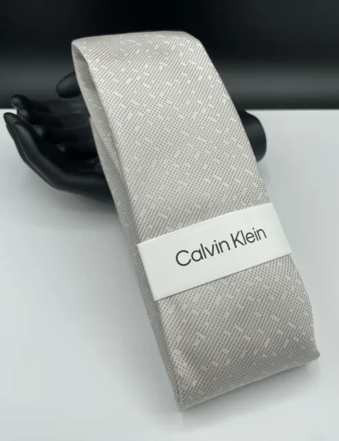 Calvin Klein Men's Silk Blend Tie ~ Beige ~ Geometric ~ NEW ~ MSRP: $69.50