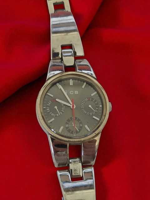 Montre Bracelet Valentino Stefano SL101 Pour Femme - À Pile - Occasion