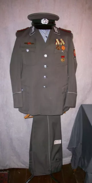 NVA Stabsfähnrich - Mot. Schützen Uniform Mütze , Orden , ... ca. 1970 - 1975