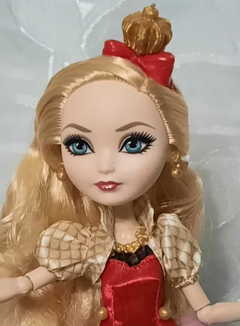 Apple White Ever After High Doll Brand New In Box First Edition Collectible