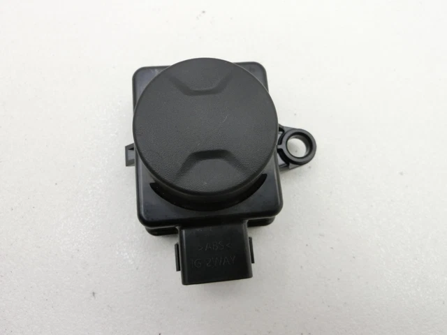 1.22379 INTERRUTTORE REGOLAZIONE SEDILE SCANIA SERIE 4 R P 1391425 - Ricambi Camion Online