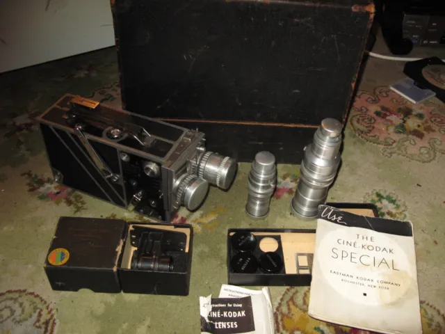 VINTAGE CINE-KODAK SPECIAL 16mm Movie Camera w/ Kodak Cine Ektar