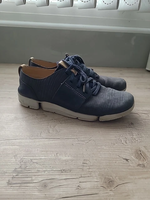 Clarks tri caitlin wide store