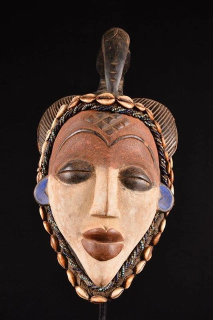18375 African Authentic Punu Mask Gabon