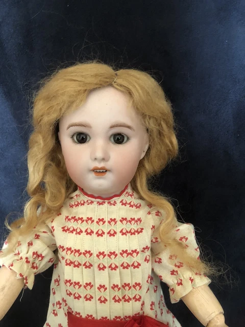 poupée ancienne SFBJ Moule Caractère 230 Doll French 230