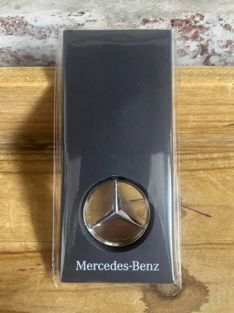 Genuine Mercedes-Benz Stylish Silver Star Emblem Brussels Keyring - B66957516