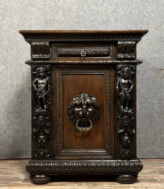 Piémont - Lombardie époque XVII eme: Rare meuble d'apparat Renaissance Italienne