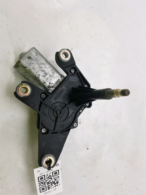 Renault Laguna II Moteur d'essuie-glace arrière 8200001893