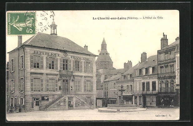 CPA La Charité-sur-Loire, L´Hôtel de Ville 1913