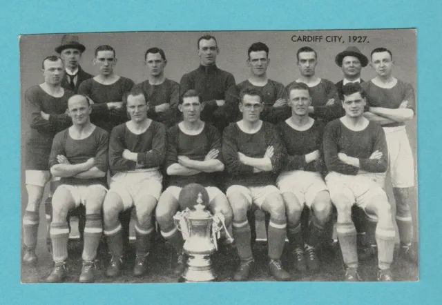 Football - D. C. Thomson - Football Team Card - Cardiff City Of 1926-27  -  1961