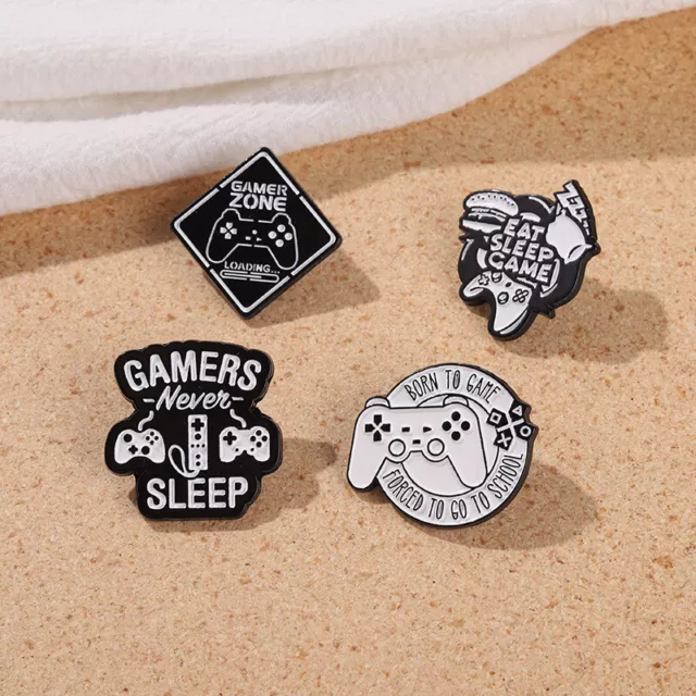 Creative Noir et Blanc Rétro Jeu Poignée Broche Creative Joueur de Broc *