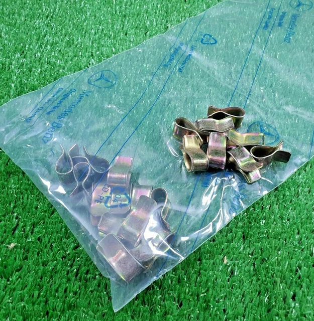 CLIP FOR FRONT Bumper Joint Cover Mercedes Benz W123 A1239883278 (20