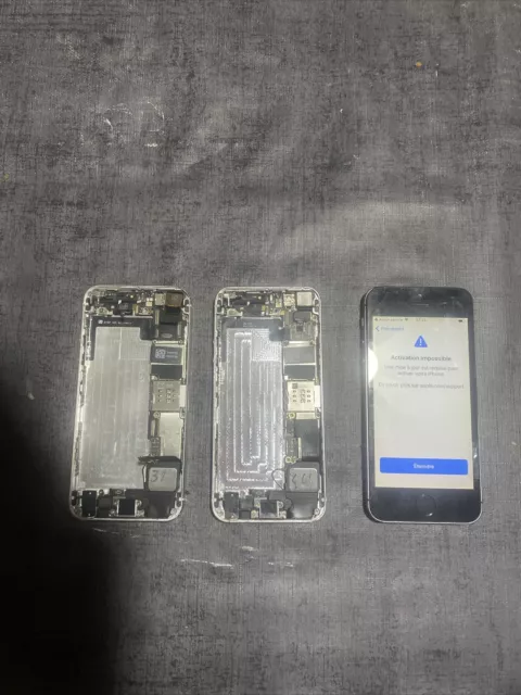 Apple IPhone 5s - 64 Go - Gris Sidéral (Désimlocké)