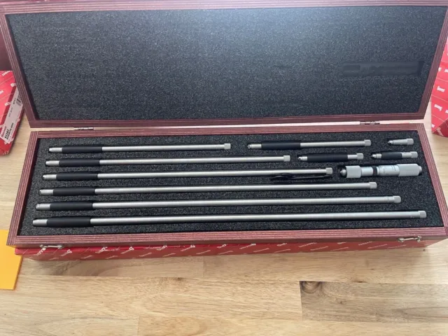 Starrett 823EZ Tubular Inside Micrometer Kit 4 to 40 in Range