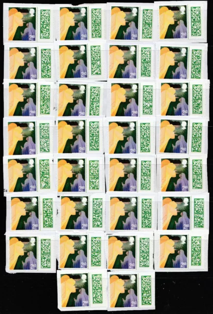 GB 30 x 2nd  Class Unfranked Xmas Stamps On Paper