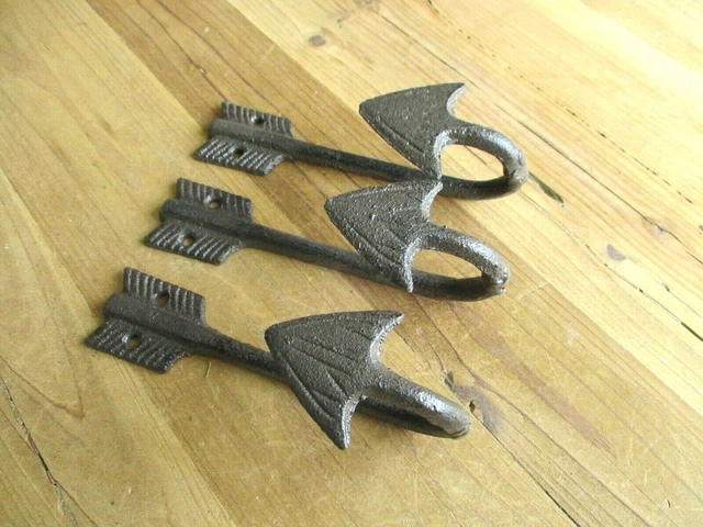 3 Cast Iron Arrow Hooks Feather Wall Mount Rustic Coat Hall Tree Hat Hardware