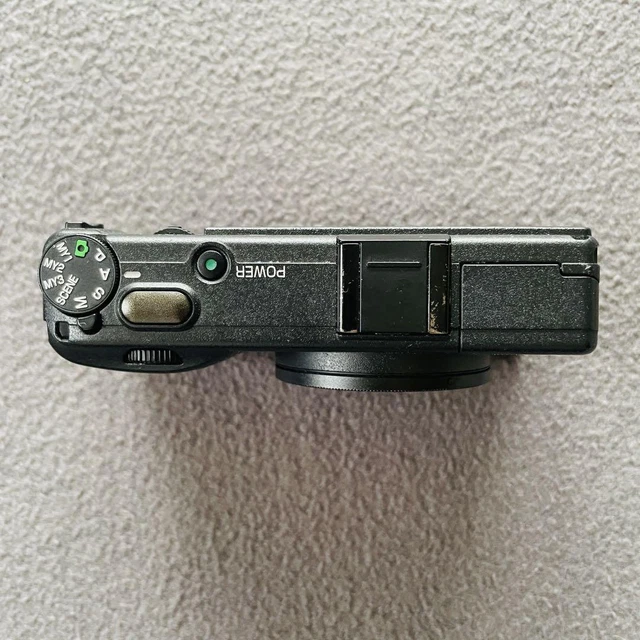 Ricoh GR Digital III 10.0MP Point & Shoot Digital Camera Tested 4