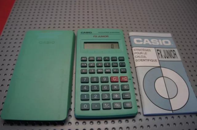 Calculatrice scolaire CM1/CM2 - Casio FX Junior Plus