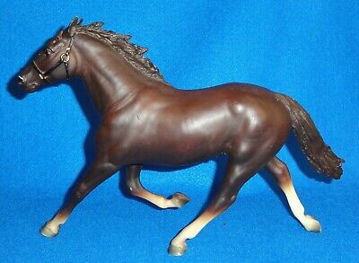 Liver Chestnut "Pacer" Breyer Traditional Model Horse #46 Vintage Matte Finish